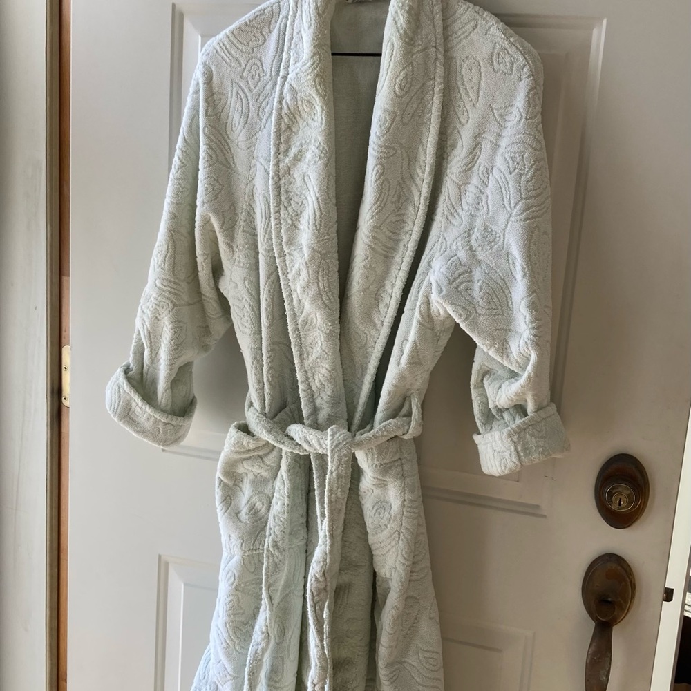 Terry Cloth Robe Bathrobe - One Size Fits Most - Light Green